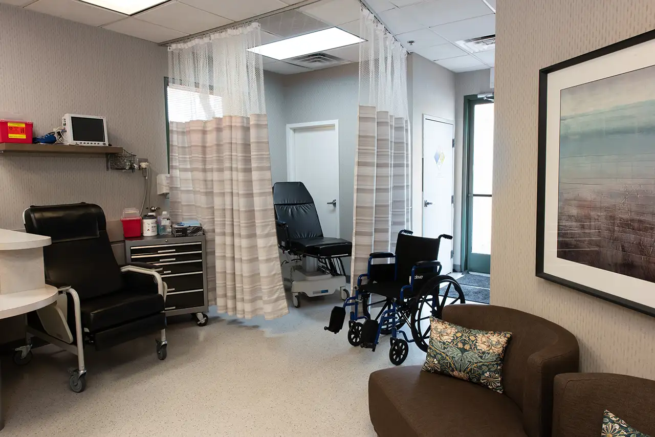 the recover room with curtains open at The Pogue Center
